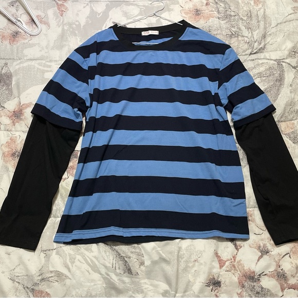 stripped double tee - Picture 1 of 2
